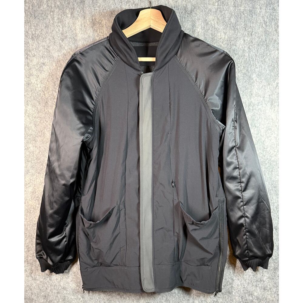 Lululemon Both Ways Bomber Reversible Black Gray Size 4/6 Fleece Satin Full Zip - Picture 4 of 9